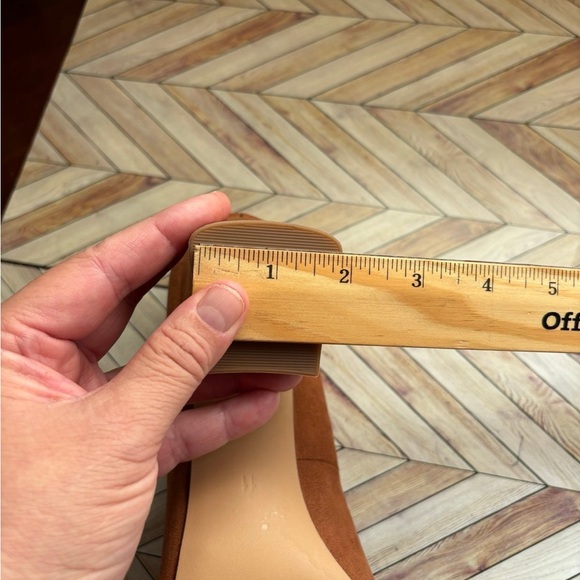 Michael Kors chunky Camel color pumps. - Picture 7 of 7